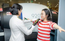 Sân bay Nội Bài có máy soi chiếu hiện đại, có cần tháo giày, thắt lưng khi kiểm tra an ninh?