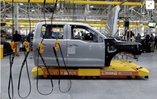 Ford rút lui khỏi xe điện: Ngành ô tô Mỹ mắc kẹt giữa lợi nhuận và tương lai