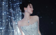 Nữ thần sắc đẹp đang viral khắp Trung Quốc: Diện đồ của NTK Việt, nhan sắc vạn vật đều thua