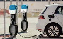 Ford cắt lỗ, GM đổi hướng, Toyota làm Hybrid: Liệu xe điện có phải mô hình kinh doanh chưa chín muồi?