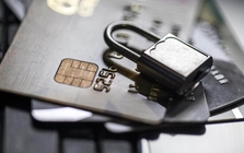 Những trường hợp có thể bị ngân hàng khóa tài khoản thanh toán