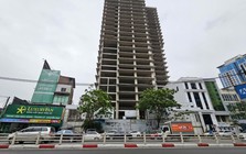 Cận cảnh tòa nhà 28 tầng “trơ khung” mặt phố Láng Hạ vừa về tay KBC