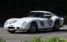 Siêu xe Ferrari đời cổ có thể vượt giá 1.800 tỷ đồng nhờ màu sơn