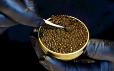 Cứ 10 hộp trứng cá muối thì 6 hộp ‘Made in China’: Trung Quốc từ kẻ vô danh thành nhà sản xuất số 1 thế giới