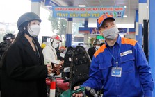 Giá xăng đồng loạt giảm, RON95 về sát 19.000 đồng/lít