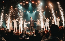 Nam ca sĩ nổi tiếng “chơi lớn”, mời loạt Anh tài hội ngộ trong liveshow, “trả cát-xê” bằng kim cương ngay trên sân khấu