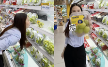 Cảnh tượng lạ trong siêu thị sát Tết dương: Tất cả là tại trend "ăn 12 quả nho"!
