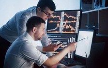 Khối ngoại ngược dòng tung 300 tỷ gom một cổ phiếu bluechip trong phiên VN-Index tăng 25 điểm