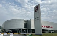 Hàng loạt đại lý Porsche, Volkswagen ở Trung Quốc bất ngờ đóng cửa, xe bị dọn sạch ngay trong đêm, công ty mẹ điều hành xác nhận nhân viên ‘nghỉ phép’ – chuyện gì đang xảy ra?