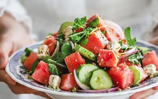 Món ăn ngon rẻ trở thành "phao cứu sinh đổi vận" mỗi dịp năm mới: Tết dương lịch nhất định phải thử!