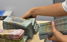 Diễn biến lạ trên thị trường tiền tệ: Lãi suất qua đêm giảm còn 1,8%, kỳ hạn 1-2 tuần tăng vọt lên trên 9%