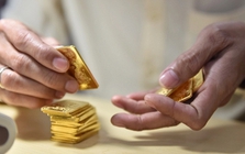 Sắp tới, người mua vàng bị phạt tới 20 triệu đồng nếu vi phạm điều này