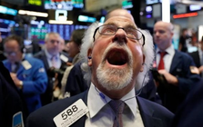 Khối ngoại tung hơn 1.000 tỷ đồng "gom" một cổ phiếu ngân hàng trong phiên 4/12