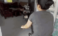 Clip 19 giây quay nhà miền Tây khiến 5 triệu người choáng váng