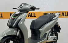 Xe máy điện giá 25 triệu đồng khiến Honda SH "bất ngờ" vì ngoại hình như 2 giọt nước, đã về đại lý