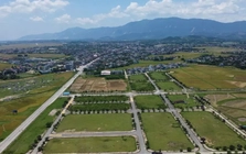 Hà Tĩnh: Gần 50 lô đất sau 10 năm ế ẩm bất ngờ được đấu giá trúng cao gây 'sốc'