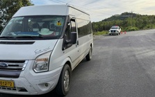 Đá rơi từ xe ben trúng ô tô, 3 du khách Nga thương vong