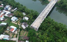 Cầu trăm tỷ chơi vơi không đường dẫn Cầu trăm tỷ chơi vơi không đường dẫn