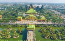 Đoàn khách đặc biệt tới thăm khu du lịch Đại Nam, bất ngờ nhận được cuộc gọi của ông Huỳnh Uy Dũng