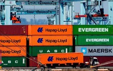 Vì thuế quan, các công ty vận chuyển container cắt giảm dịch vụ châu Á - Mỹ