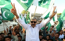 Ấn Độ - Pakistan đều tuyên bố chiến thắng, ông Donald Trump đưa ra hứa hẹn
