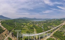 Diện mạo cầu vượt thung lũng trên cao tốc qua Hà Tĩnh sắp thông xe