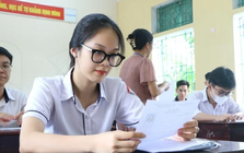 Có chứng chỉ IELTS 8.0, giải nhất học sinh giỏi tỉnh vẫn khóc vì sợ 'trượt' đại học: Chuyên gia khuyên gì?
