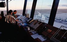 90 giây mất liên lạc khiến bầu trời Mỹ hỗn loạn: Điều gì đang xảy ra với ngành hàng không?