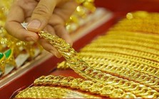 Giá vàng liên tục giảm mạnh: Nên mua hay bán?