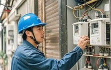 Mua nhà nhưng để không suốt 4 năm, vừa chuyển tới ở phát hiện hóa đơn điện 90 triệu đồng, tòa phán: "Công ty điện lực phải chịu trách nhiệm"