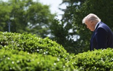 Đàm phán trục trặc, Tổng thống Mỹ Trump đe dọa khách hàng của Iran