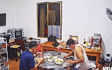 Đến hẹn lại lên, dân tình lại được dịp giải trí với những pha tấu hài cực mạnh khi "nghỉ hưu gặp nghỉ hè"