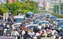Đường nối 4.800 tỷ đồng đã thông xe, cửa ngõ Tây Bắc TP.HCM vẫn ùn ứ kéo dài