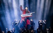 SOOBIN cho biết thế nào là toàn năng: Chơi nhạc cụ, đu dây, nhảy vinahouse đều "bung xoã" trong concert đầu tiên của sự nghiệp!