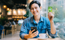 Quản lý tài chính thời sinh viên: Dùng thẻ tín dụng có nên không?