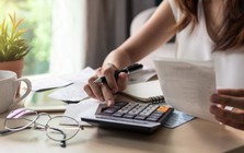 Chật vật làm lại vì thất nghiệp tuổi 30 không tích lũy và những bài học tài chính cá nhân mà tôi ước có ai nói với mình năm 20 tuổi
