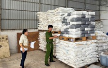 Phát hiện 25 tấn hóa chất và mỹ phẩm không rõ nguồn gốc