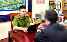 Bí ẩn phía sau cuộc gọi video có hình ảnh cảnh sát đang thẩm vấn