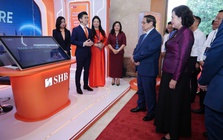Phó Chủ tịch SHB Đỗ Quang Vinh giới thiệu giải pháp thanh toán tích hợp tại ngày Chuyển đổi số ngành ngân hàng