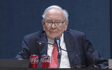Cổ đông sững sờ khi huyền thoại Warren Buffett thông báo thời điểm từ chức, khép lại kỷ nguyên 60 năm chèo lái Berkshire