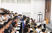 1 ngành học năm ngoái có điểm chuẩn "đỉnh nóc kịch trần": Năm nay có thể giảm nhẹ, thí sinh tỉnh táo khi chọn thi, đừng chạy theo xu hướng