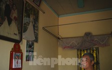 Nhiều nhà dân nứt toác sau hơn 1 năm kè Phong Vân sạt lở