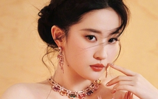 Lưu Diệc Phi lộ nhân cách thật khi bị người khác vạch trần thói phông bạt ngay trên sóng trực tiếp
