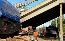 Nga khởi tố hình sự cả 2 vụ "nổ cầu", tuyên bố "có phá hoại"