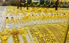 Sáng 10/6: Giá vàng thế giới giảm, vàng trong nước tiếp tục “bất động”