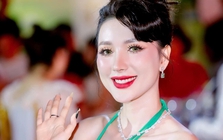 Sau nghi vấn thuê biệt tự trăm tỉ theo giờ để "phông bạt", Ngân Collagen lại bị "bóc phốt" thuê Tây balo đóng giả đối tác, giá thuê nghe mà ngao ngán!