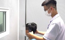 Suýt điếc vì tắm nước lạnh lúc 3 giờ sáng