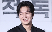 Lee Min Ho tự phản dame chính mình: Miệng kêu "tôi đã già" nhưng visual ở họp báo phim mới lại nét căng thế này