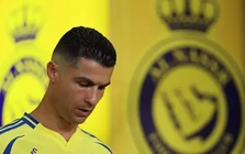 Al Nassr hỗn loạn, tương lai Ronaldo bất định