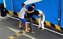 Điều tra vụ chồng cũ tìm tới chỗ làm của vợ để bạo hành